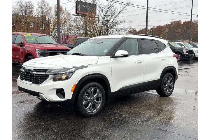 $22988 : Kia Seltos 2024 AWD S 4dr SU image 6