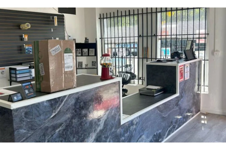 South Los Angeles Pack & Ship image 2