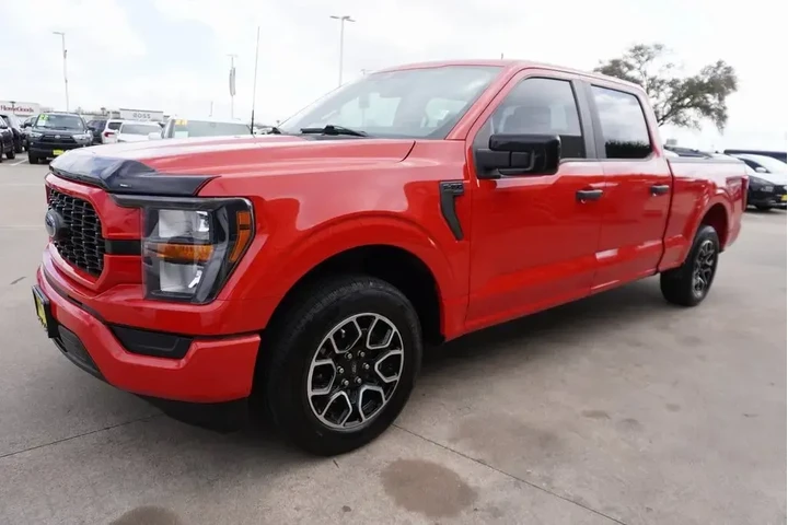 $34888 : Ford F-150 2023 4x2 XL 4dr S image 3