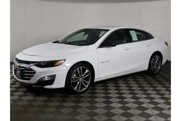 $13893 : Chevrolet Malibu 2023 LT 4dr image 5