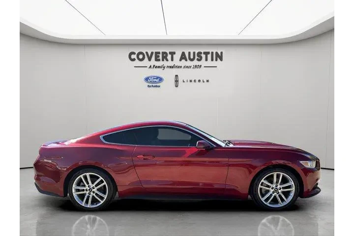 $19792 : Ford Mustang 2017 EcoBoost 2 image 6