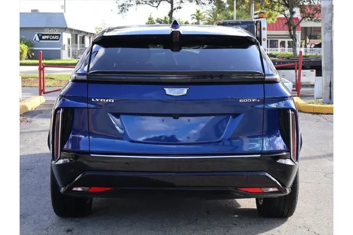 $31390 : Cadillac LYRIQ 2024 AWD Tech image 9