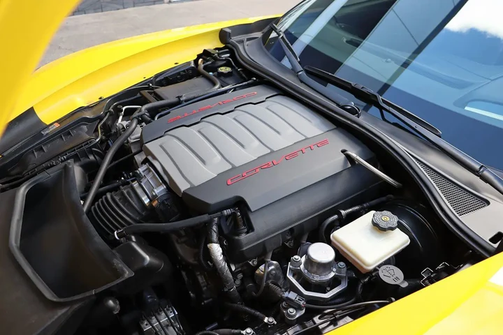 $44998 : 2015 Corvette Z51 3LT image 1