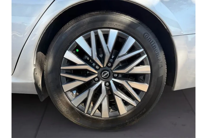 $19986 : Nissan Altima 2024 2.5 SV 4d image 9