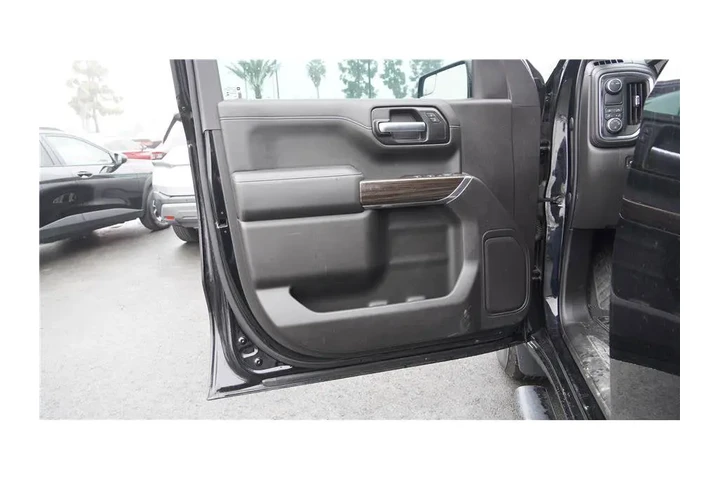 $28984 : 2018 Silverado 1500 LT image 10