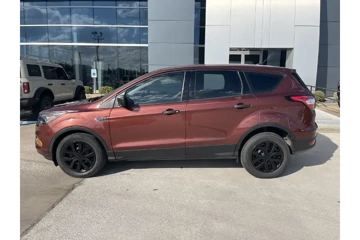 $9999 : Ford Escape 2018 S 4dr SUV image 8