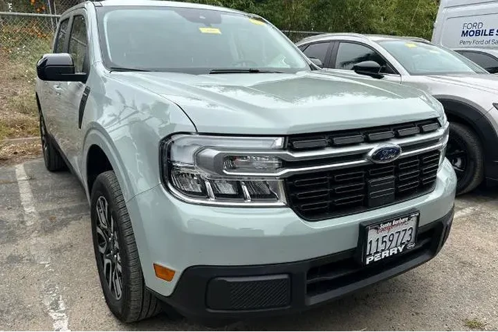 $32885 : Ford Maverick 2024 Lariat 4d image 3