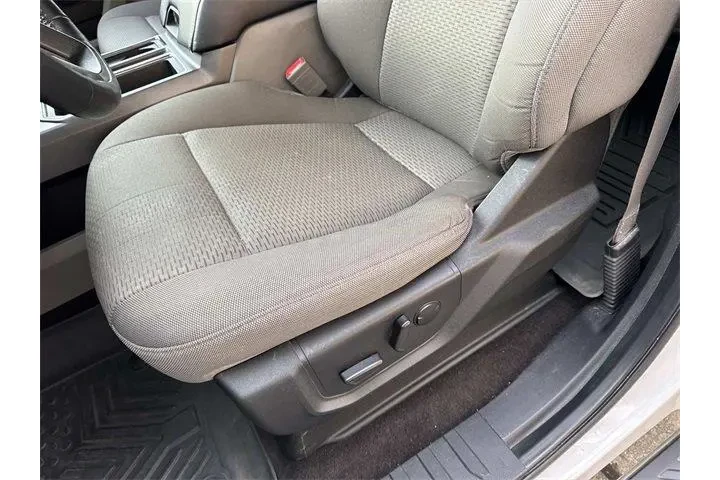 $25570 : Ford F-150 2020 4x4 XL 4dr S image 10