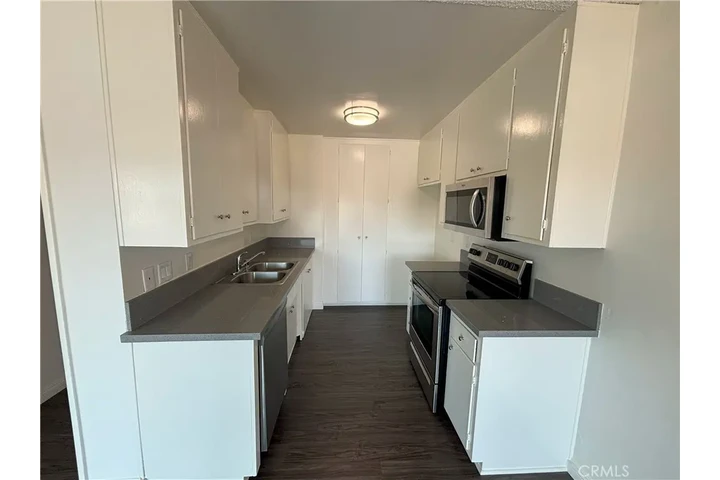 $1100 : La vibrante comunidad de Azusa image 4