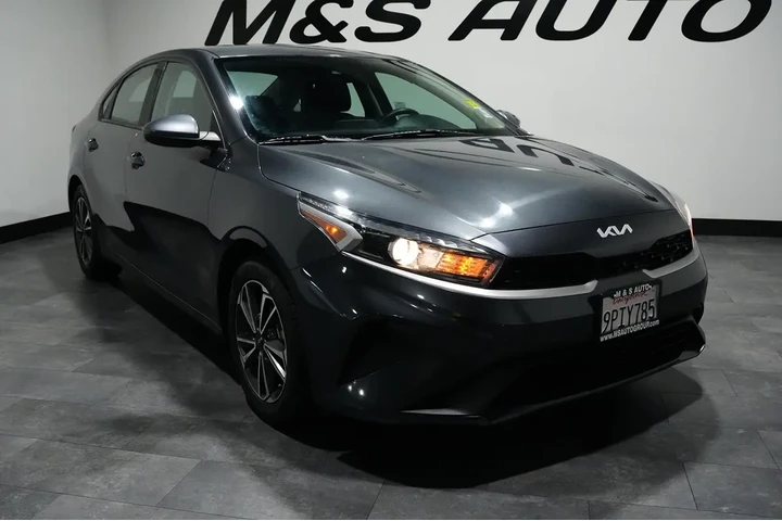 $16091 : 2022 Forte image 6