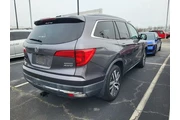$24891 : Honda Pilot 2018 AWD Touring thumbnail