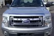 2014 Ford F150 XLT 4DR en Los Angeles