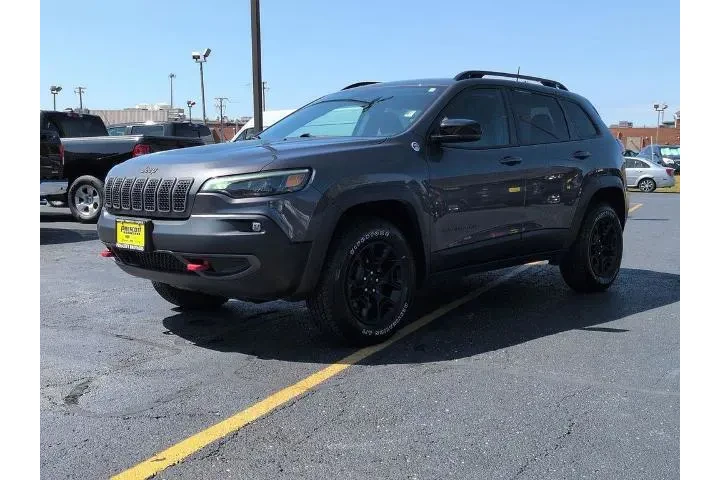 $27850 : Jeep Cherokee 2022 4x4 Trail image 4