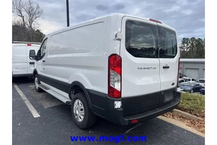 $35695 : Ford Transit 2024 250 3dr SW image 2