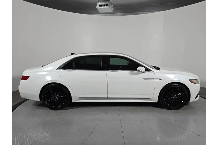 $29764 : Lincoln Continental 2020 Res image 3