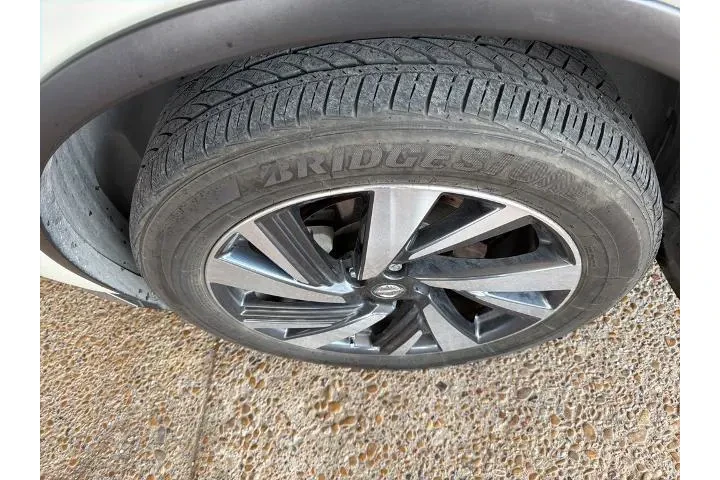 $18556 : Nissan Murano 2018 AWD S 4dr image 6