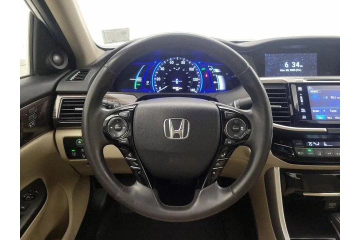 $19998 : Honda Accord Hybrid 2017 EX- image 10