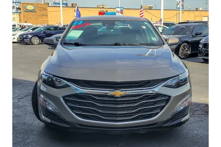$21955 : Chevrolet Malibu 2023 LT 4dr image 4