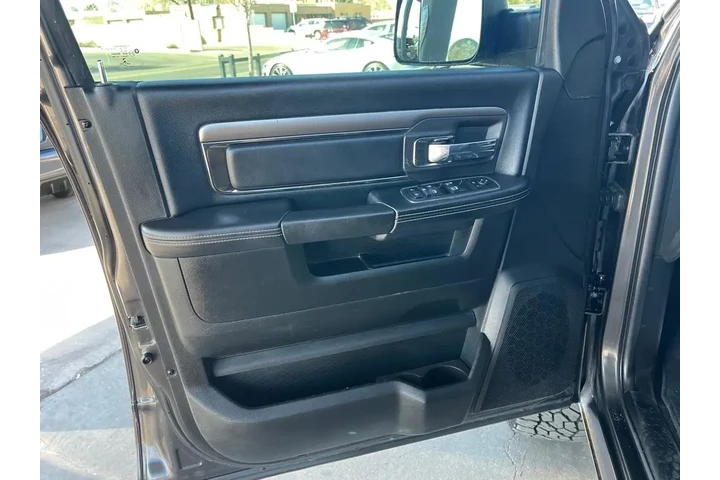 2018 RAM 2500 Laramie Mega Ca image 10