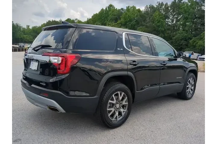 $23402 : GMC Acadia 2023 4x4 SLE 4dr image 4