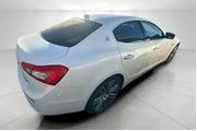 $21995 : Maserati Ghibli 2017 4dr Sed thumbnail