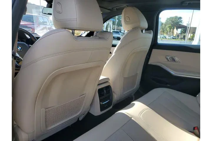 $24997 : BMW 3 Series 2022 330i 4dr S image 10