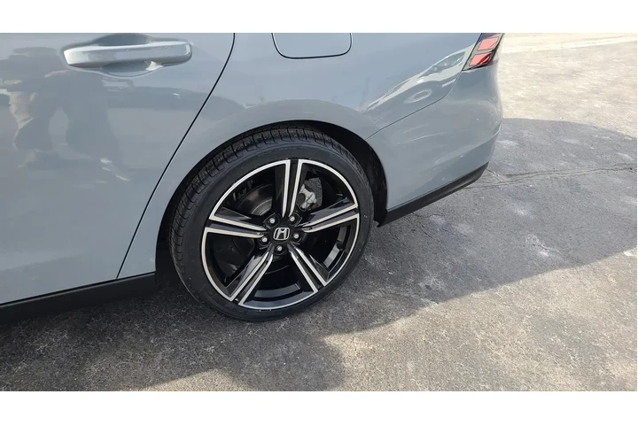 $27500 : Honda Accord Hybrid 2024 Spo image 10