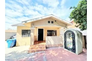 $1700 : Boyle Heights 3 & 2 🏠 thumbnail
