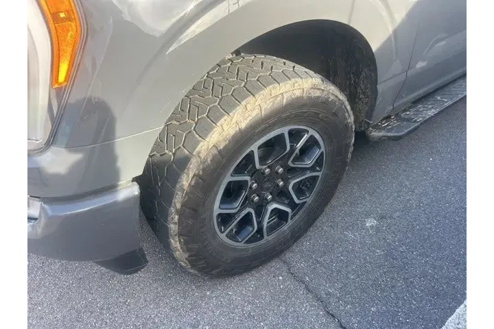 $38457 : Ford F-150 2021 4x4 XLT 4dr image 9