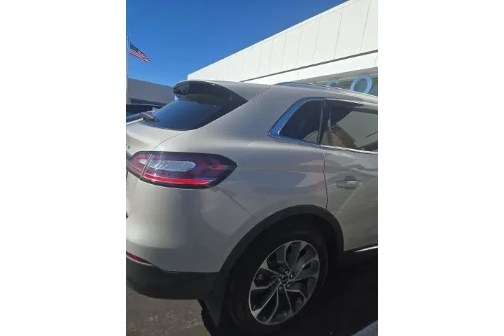 $29431 : Lincoln Nautilus 2022 Reserv image 5