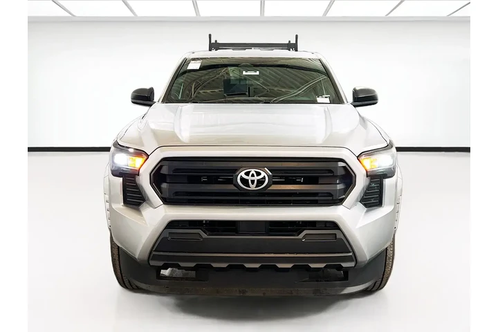 $34250 : Toyota Tacoma 2025 4x4 SR 4d image 1