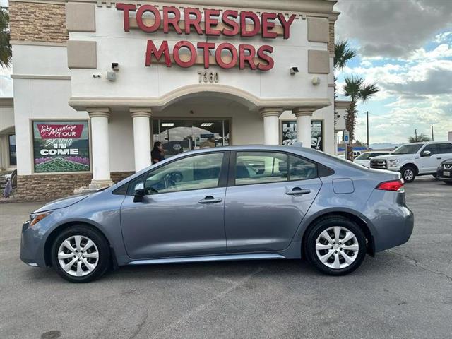 $22995 : Pre-Owned 2021 Corolla LE Sed image 9