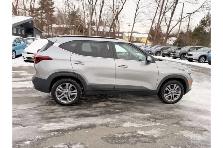 $13995 : 2021 Seltos S image 10