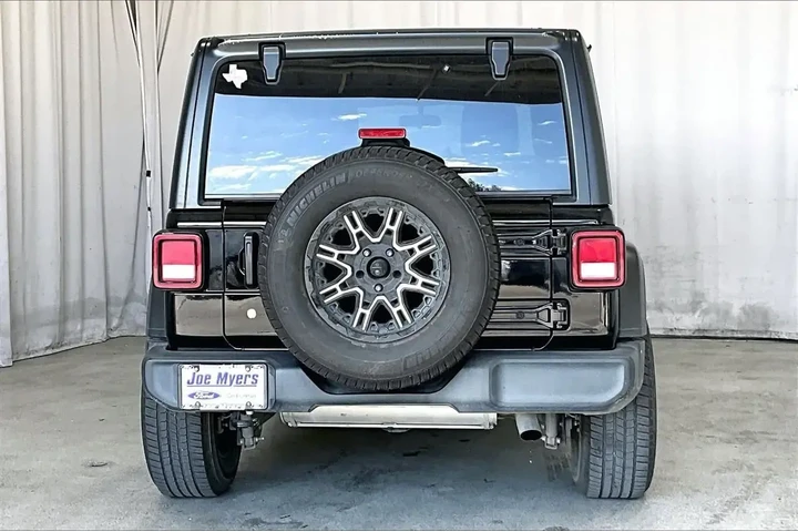 $21571 : Jeep Wrangler Unlimited 2020 image 4