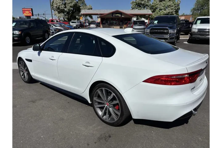 $16999 : 2017 XF S image 7