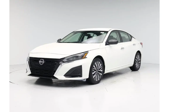 $20998 : Nissan Altima 2025 2.5 SV 4d image 4