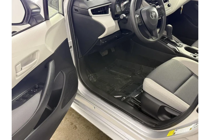 $25000 : Gold Certified 2024 Corolla H image 2