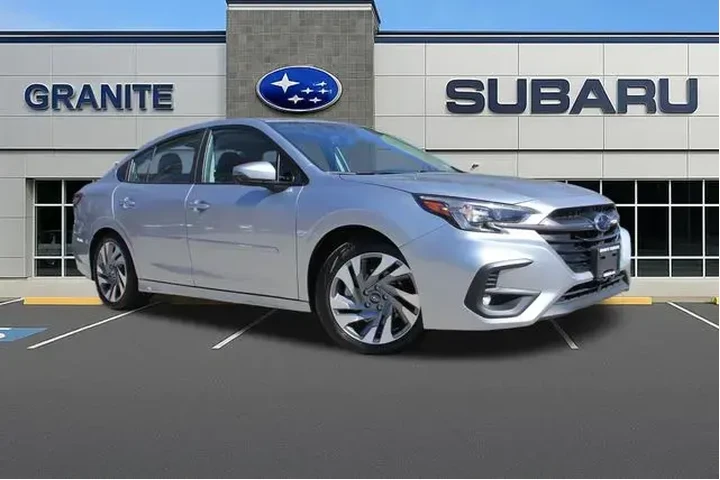 $32680 : Subaru Legacy 2025 AWD Limit image 3