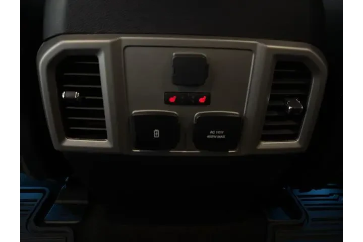 $37985 : Ford F-150 2020 4x4 Lariat 4 image 9