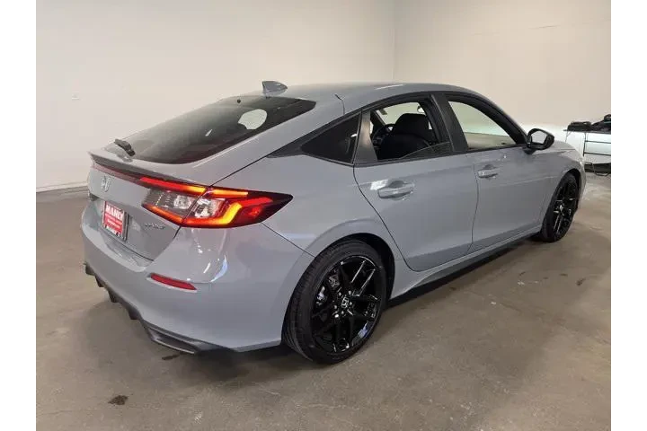$24421 : Honda Civic 2025 Sport 4dr H image 3