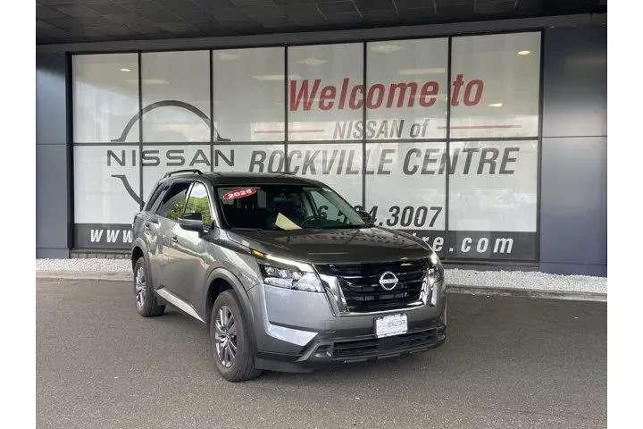 $30371 : Nissan Pathfinder 2025 AWD S image 1