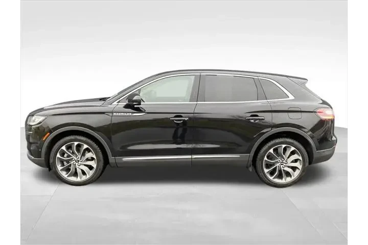 $33667 : Lincoln Nautilus 2022 AWD Re image 10