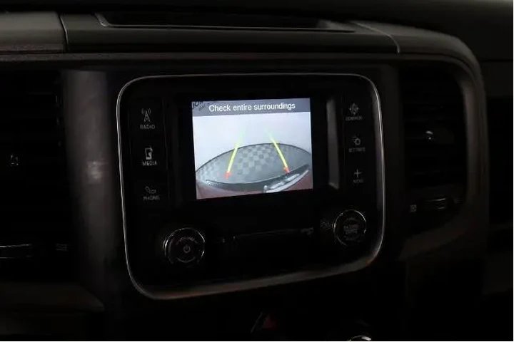 $19115 : Ram 1500 Classic 2022 4x2 Tr image 6