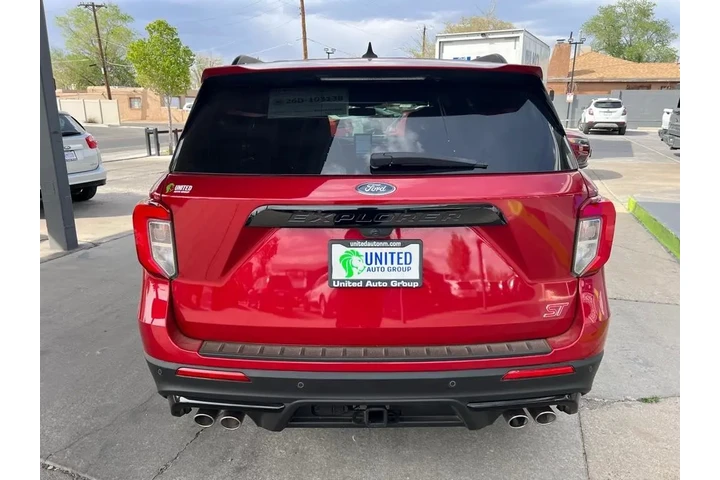 2023 Explorer ST AWD image 6