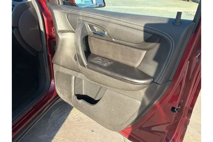 $5900 : Chevrolet Traverse 2017 AWD image 10