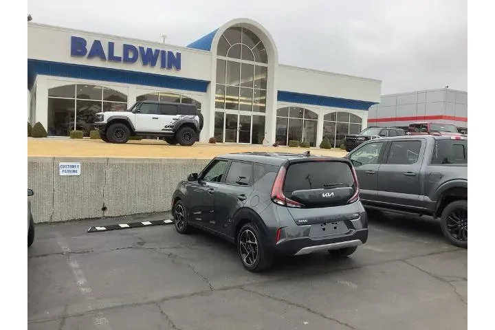 $22950 : Kia Soul 2024 EX 4dr Crossov image 5