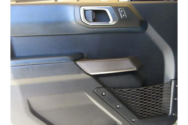 $39151 : Ford Bronco 2022 4x4 Outer B image 9