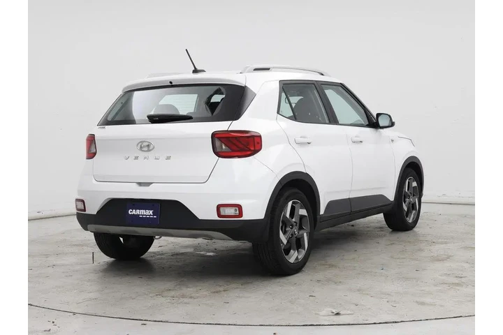 $18998 : Hyundai VENUE 2023 SEL 4dr C image 8