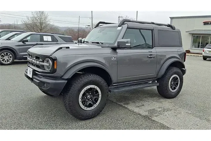 $35995 : Ford Bronco 2022 4x4 Base Ad image 4