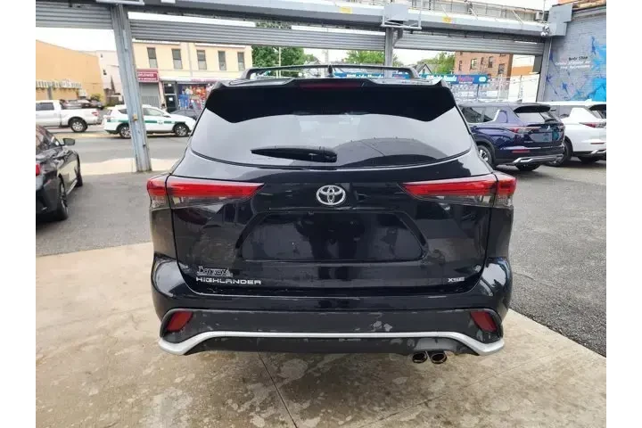 $28999 : Toyota Highlander 2021 XSE 4 image 5